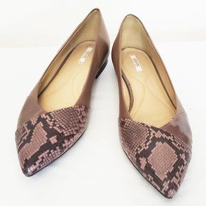 Geox Pespira Womens Pointy Toe Flats Shoes Snake Leather Rose Taupe 37